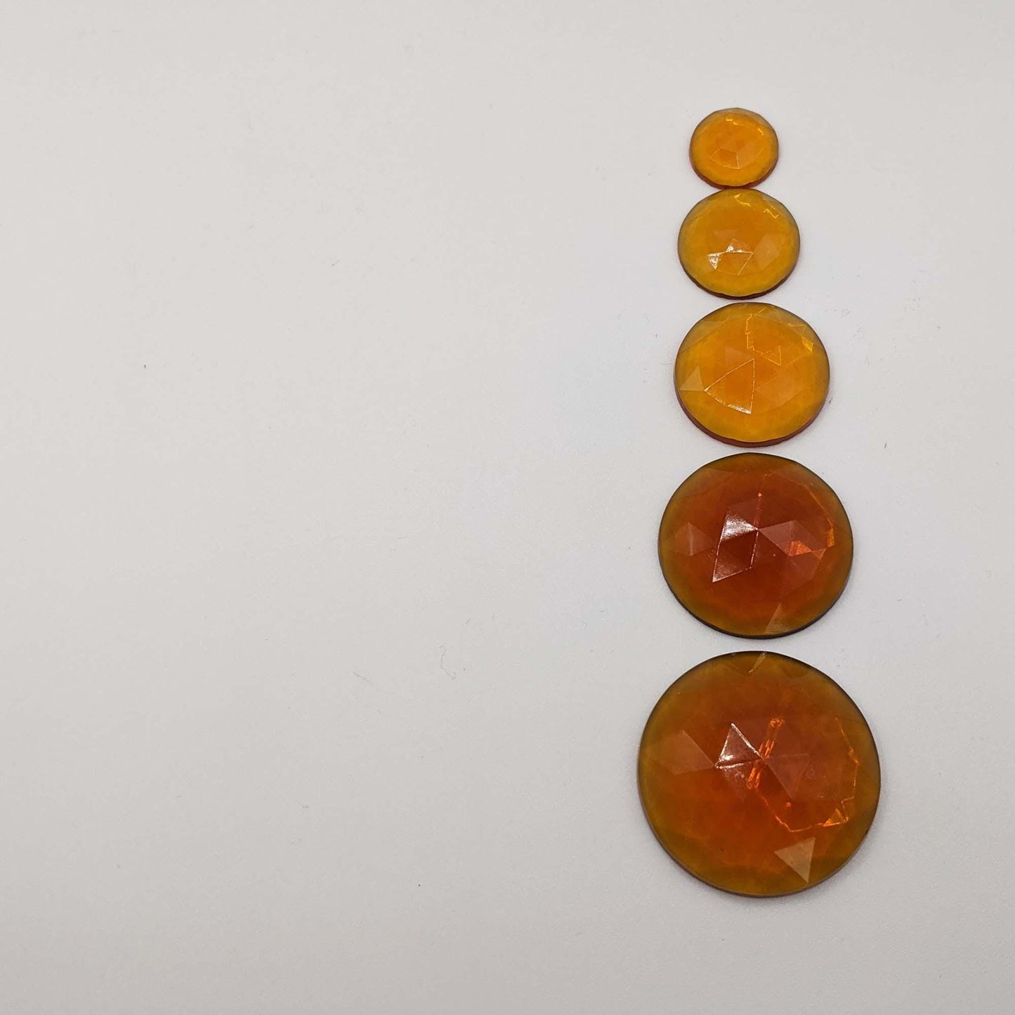 Clear round glass Jewel