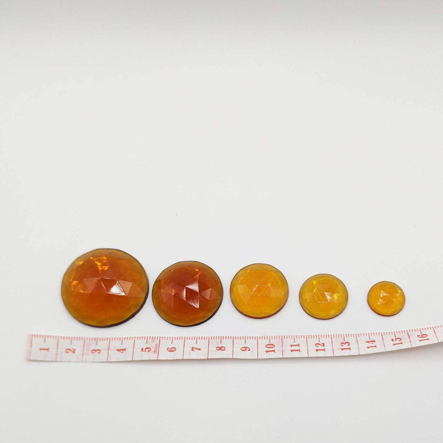 Red round glass jewel
